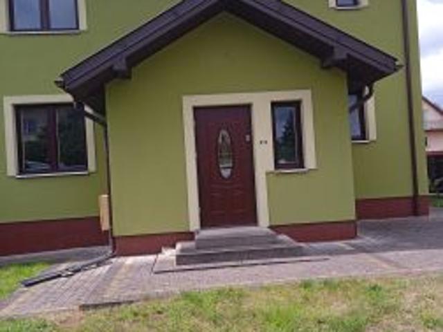 Dom na sprzedaż w Staszów, Świętokrzyskie