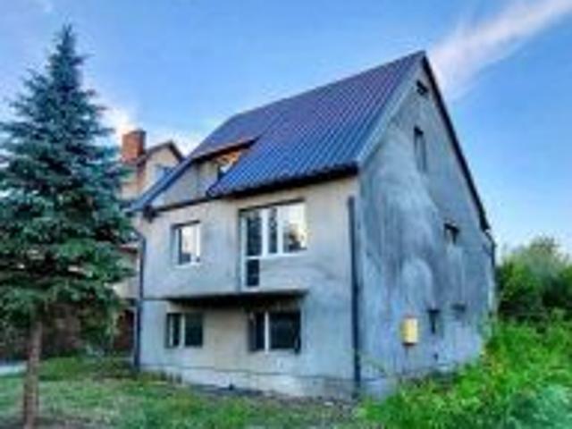 Dom na sprzedaż w Staszów, Świętokrzyskie