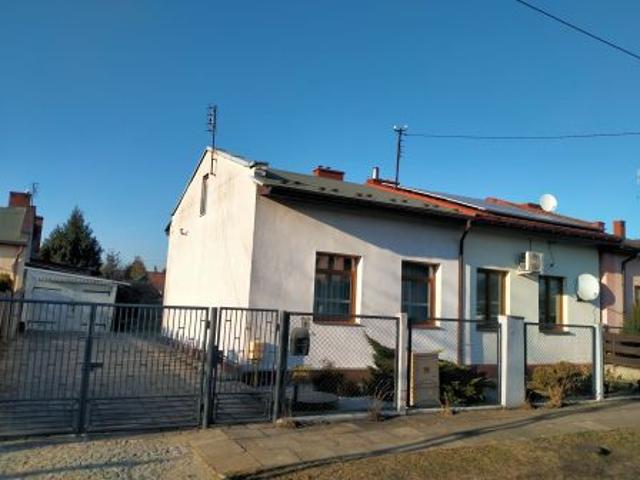 Dom na sprzedaż w Tomaszów Mazowiecki, Łódzkie