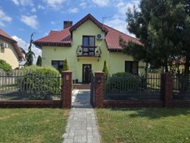 Dom na sprzedaż w Żychlin, Łódzkie