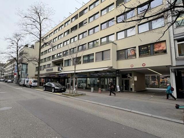 Immobilie mieten in Einigen, Zürich