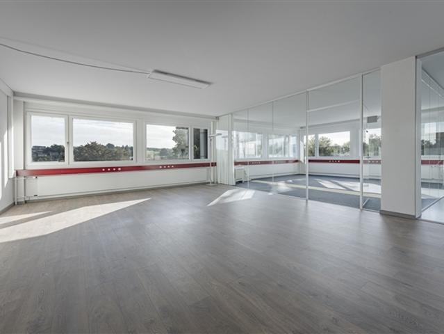 Büro mieten in Dietlikon, Zürich