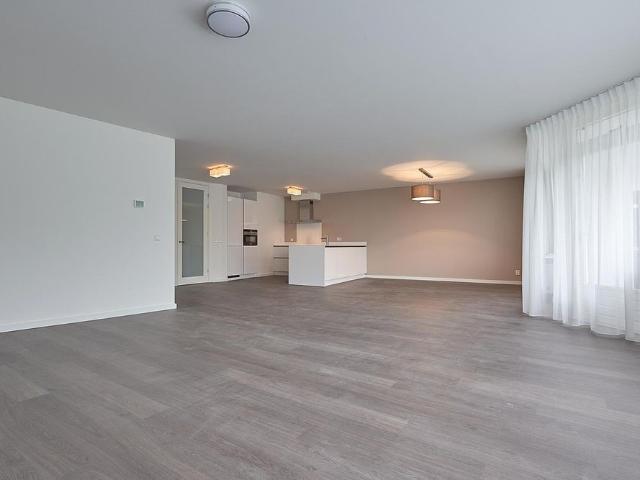 Appartement te huur in Bezuidenhout, Zuid Holland