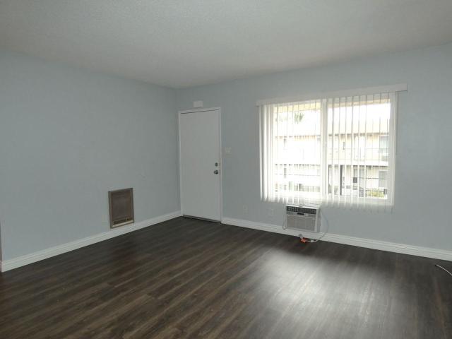 Apartment for rent in Bellflower, California