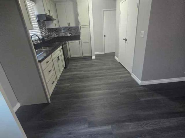 Apartment for rent in French Court, Santa Ana