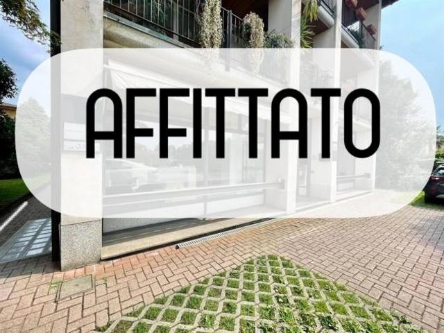 Ufficio in affitto a Buguggiate, Lombardia