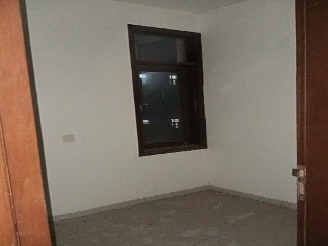 Property for rent in Deri
