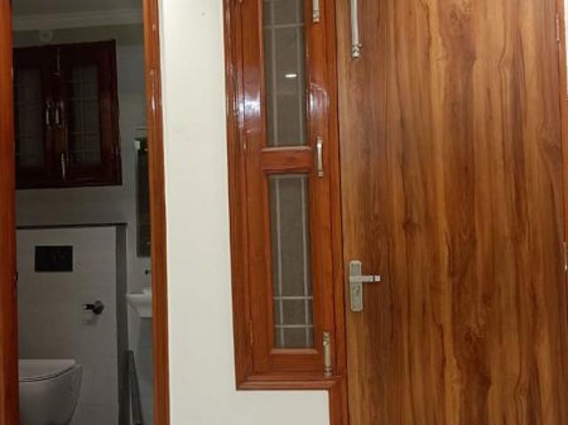 Property for rent in Deri