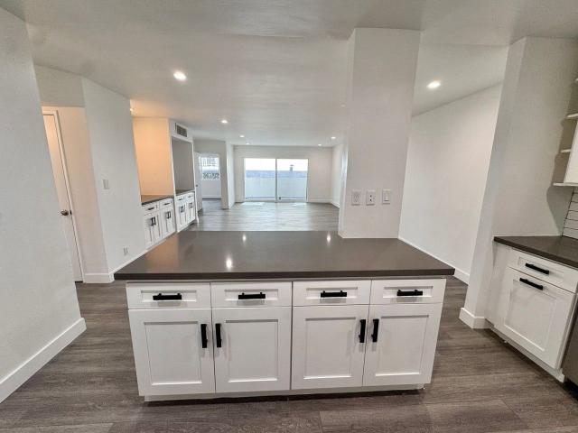Apartment for rent in Beverly Hills, Los Angeles County