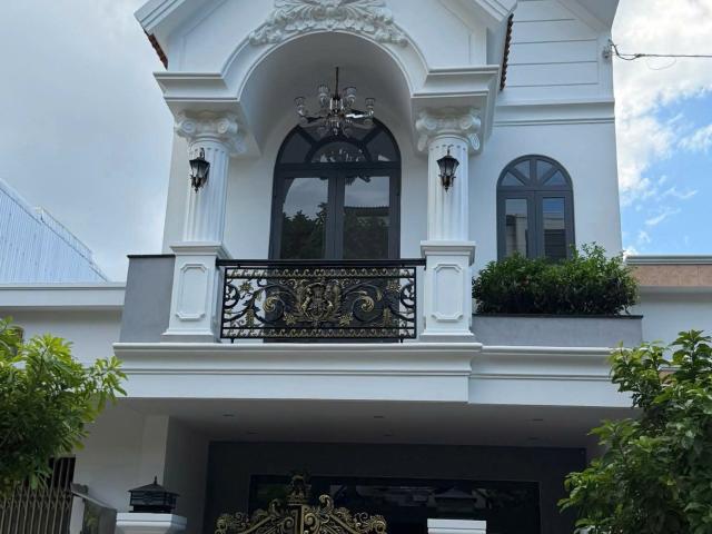 Nhà mặt phố bán