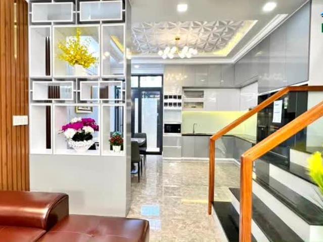 Biệt Thự bán tại Thủ Đức, Hồ Chí Minh