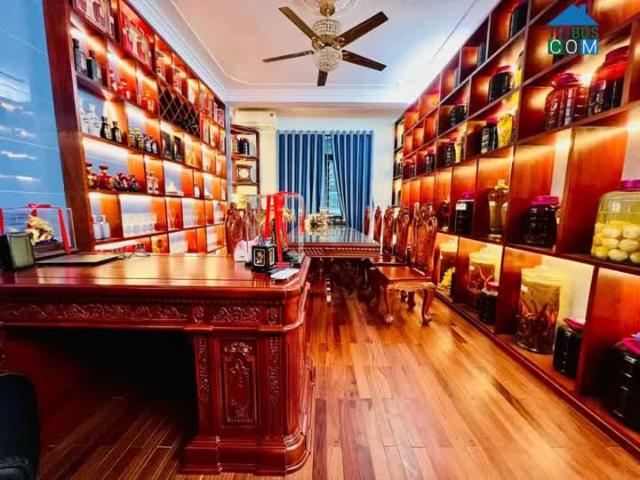 Nhà mặt phố bán tại Hoàn Kiếm, Hà Nội
