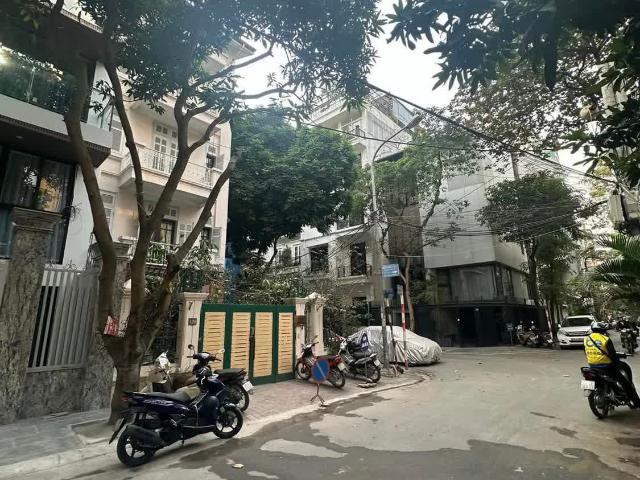 Nhà bán tại Hoàn Kiếm, Hà Nội