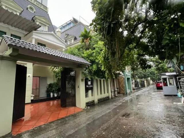 Biệt Thự bán tại Hoàn Kiếm, Hà Nội