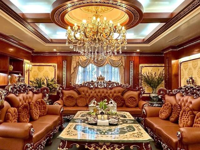 Nhà mặt phố bán