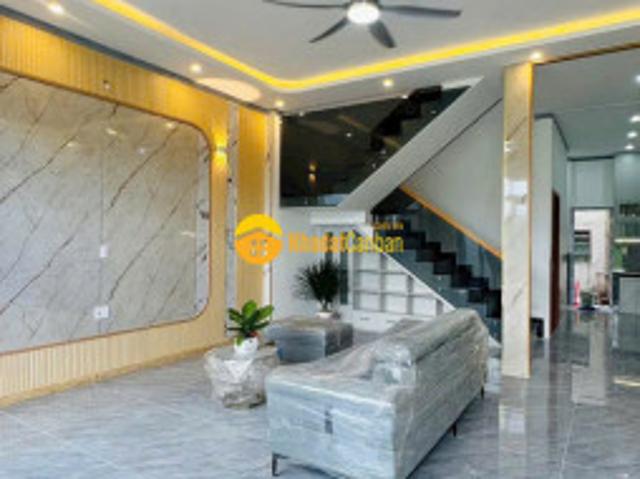 Nhà mặt phố bán