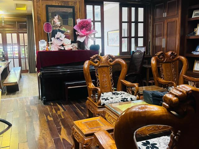 Nhà mặt phố bán