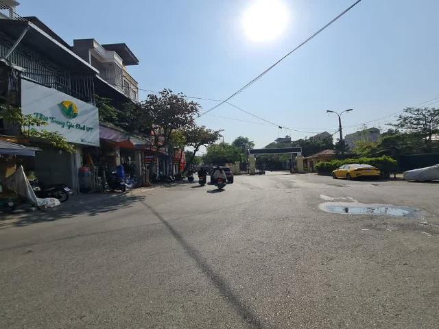 Nhà mặt phố bán tại Hoàn Kiếm, Hà Nội