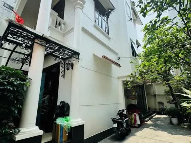 Nhà bán tại Hoàn Kiếm, Hà Nội