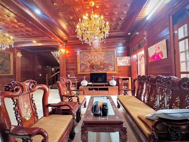 Nhà mặt phố bán
