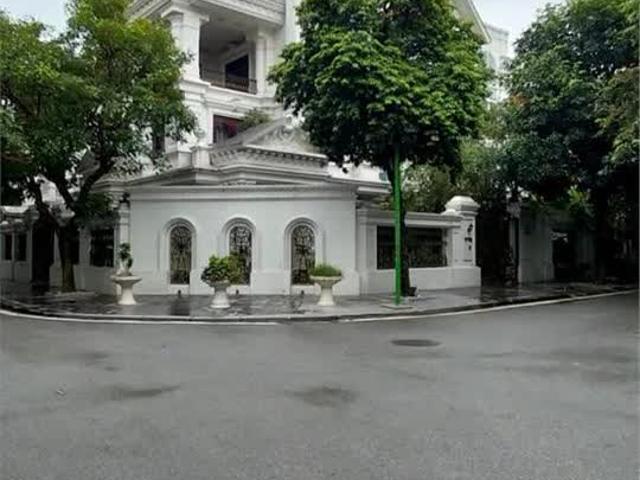 Biệt Thự bán tại Hoàn Kiếm, Hà Nội