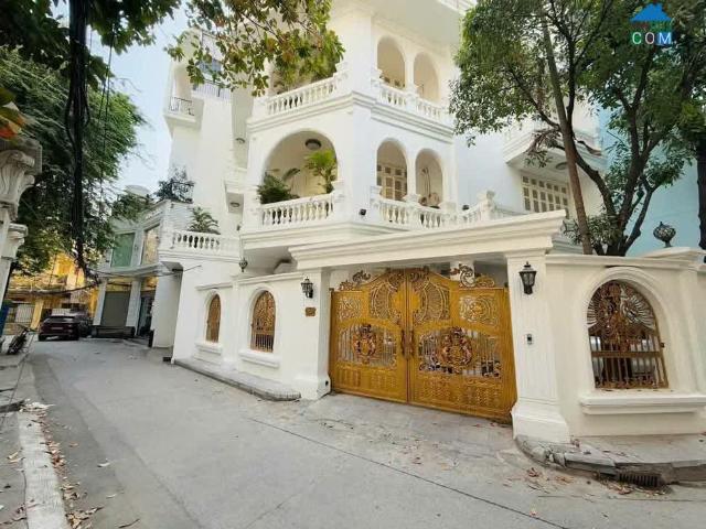 Biệt Thự bán tại Hoàn Kiếm, Hà Nội