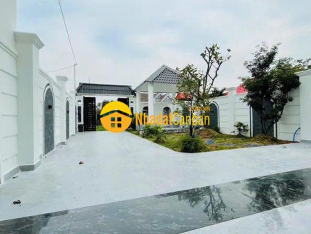 Nhà mặt phố bán