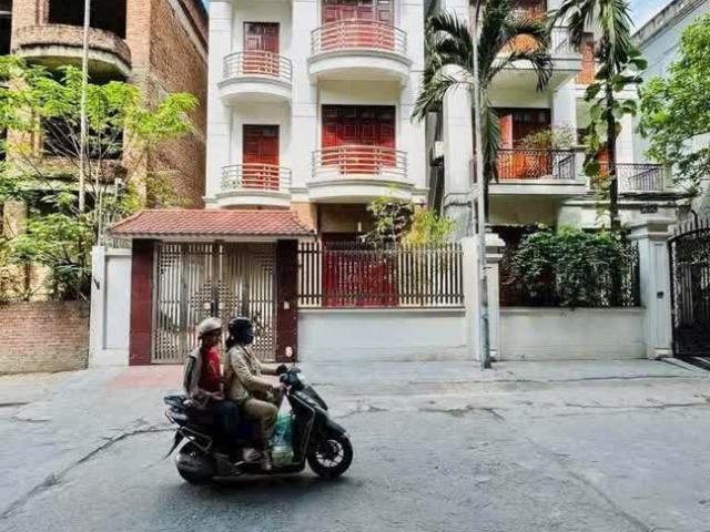 Biệt Thự bán tại Hoàn Kiếm, Hà Nội