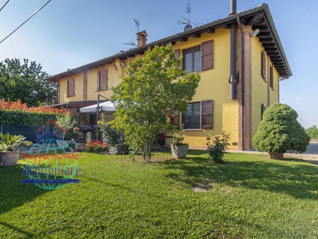 Villa Indipendente in vendita a Unione Terre d'Acqua, Sala Bolognese