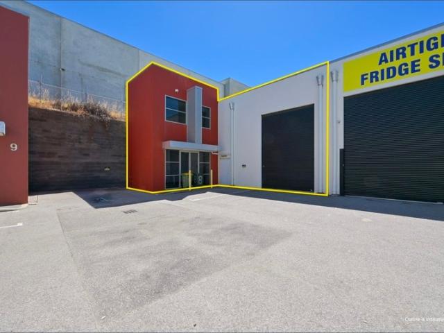 Warehouse for rent in Bibra Lake, Western Australia