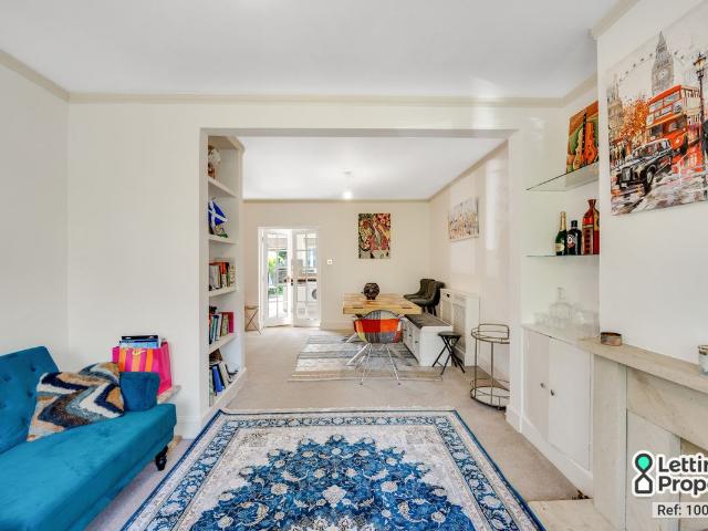 House for rent in North Sheen, Greater London