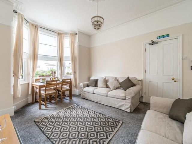 House for rent in Furzedown, Greater London