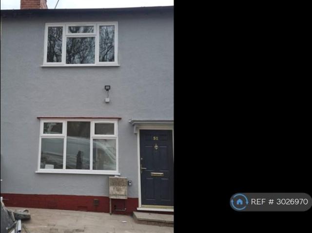 House for rent in Fallings Park, Park Village