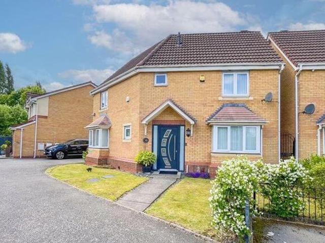 House for sale in Bilston, West Midlands