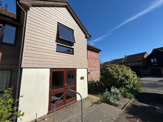 Studio for rent in Yeovil, Somerset
