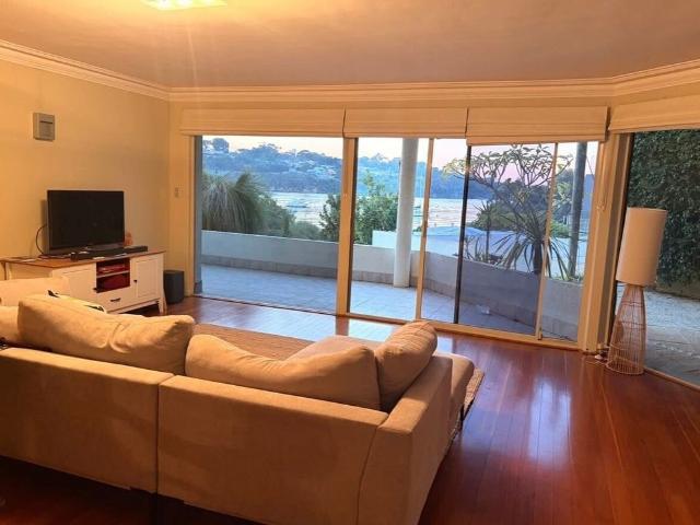 Room for rent in Bicton, Western Australia