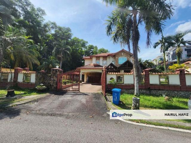 House for sale in Seksyen U8, Shah Alam