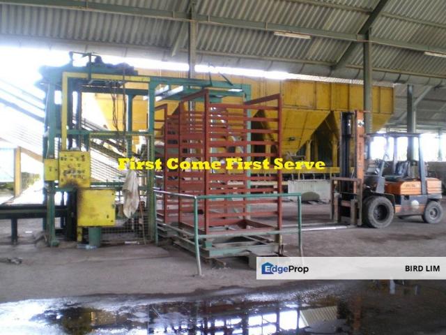 Warehouse for sale in Perak