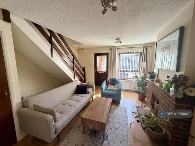 House for rent in Phoenix Park Estate, Letchworth