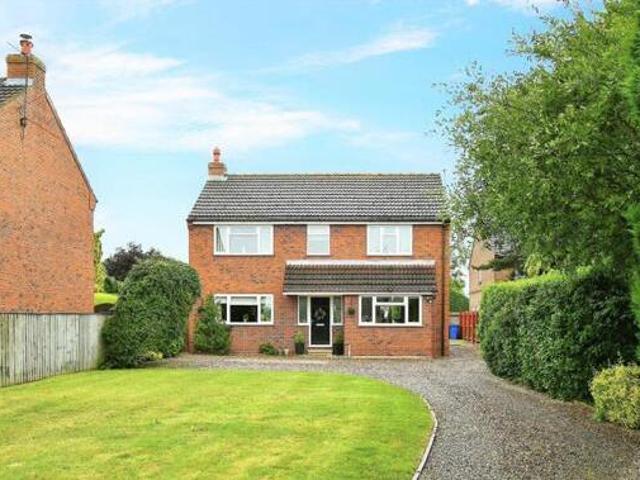 House for sale in High Field, York