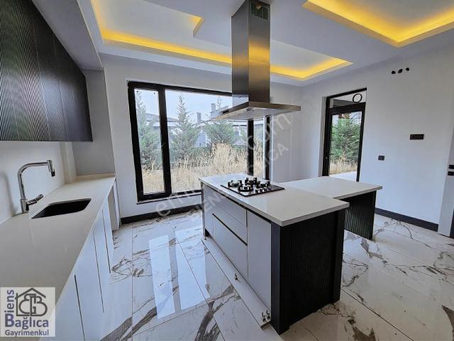 Etimesgut, Ankara içerisinde satılık Villa