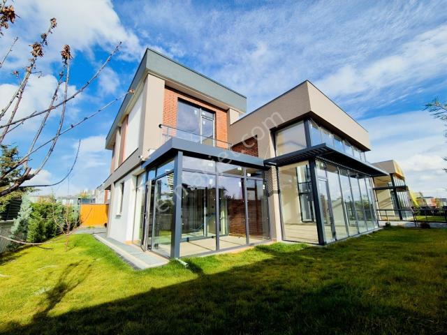 Yeni Bağlıca Mahallesi, Etimesgut içerisinde satılık Villa