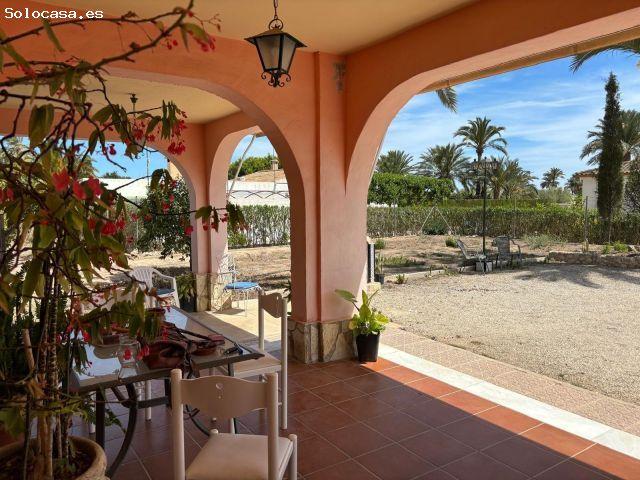 Casa en venta en Atzavares, el Baix Vinalopó