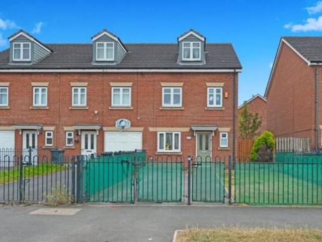 House for sale in Bierley, West Yorkshire