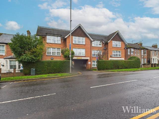 Apartment for rent in Coppice, Aylesbury
