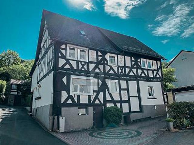Villa kaufen in Eschenburg