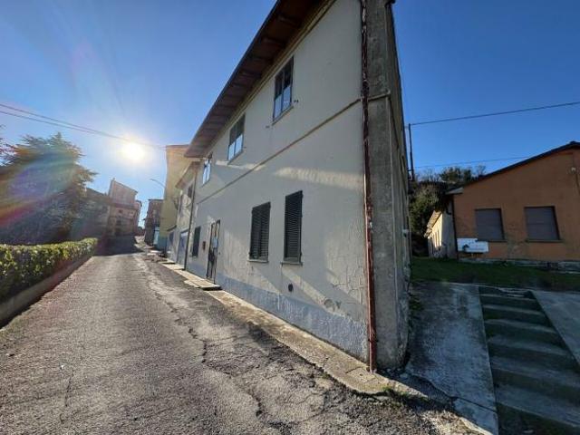 Appartamento in vendita a Alta Val Tidone, Reggio Emilia