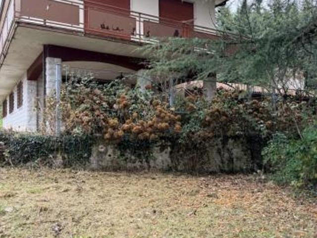 Appartamento in vendita a Altissimo, Veneto