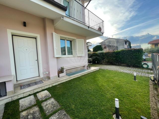 Villa Indipendente in vendita a Caravello, Camaiore