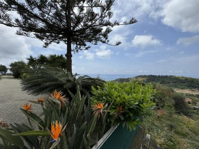 Appartamento in vendita a Castellaro, Liguria